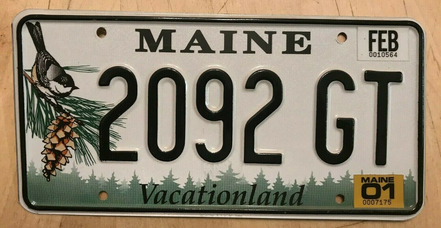 2001 Maine Chickadee Bird Graphic Pass.  Auto License Plate " 2092 Gt " Me 01
